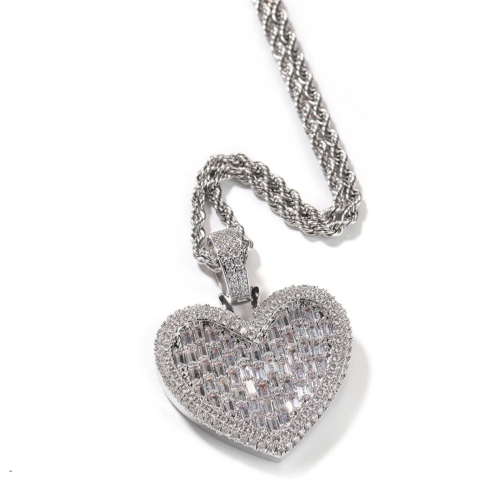 Crushed Heart Necklace “Silver”