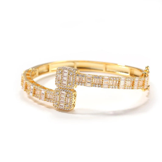Icy Baguette Bracelet “Gold”