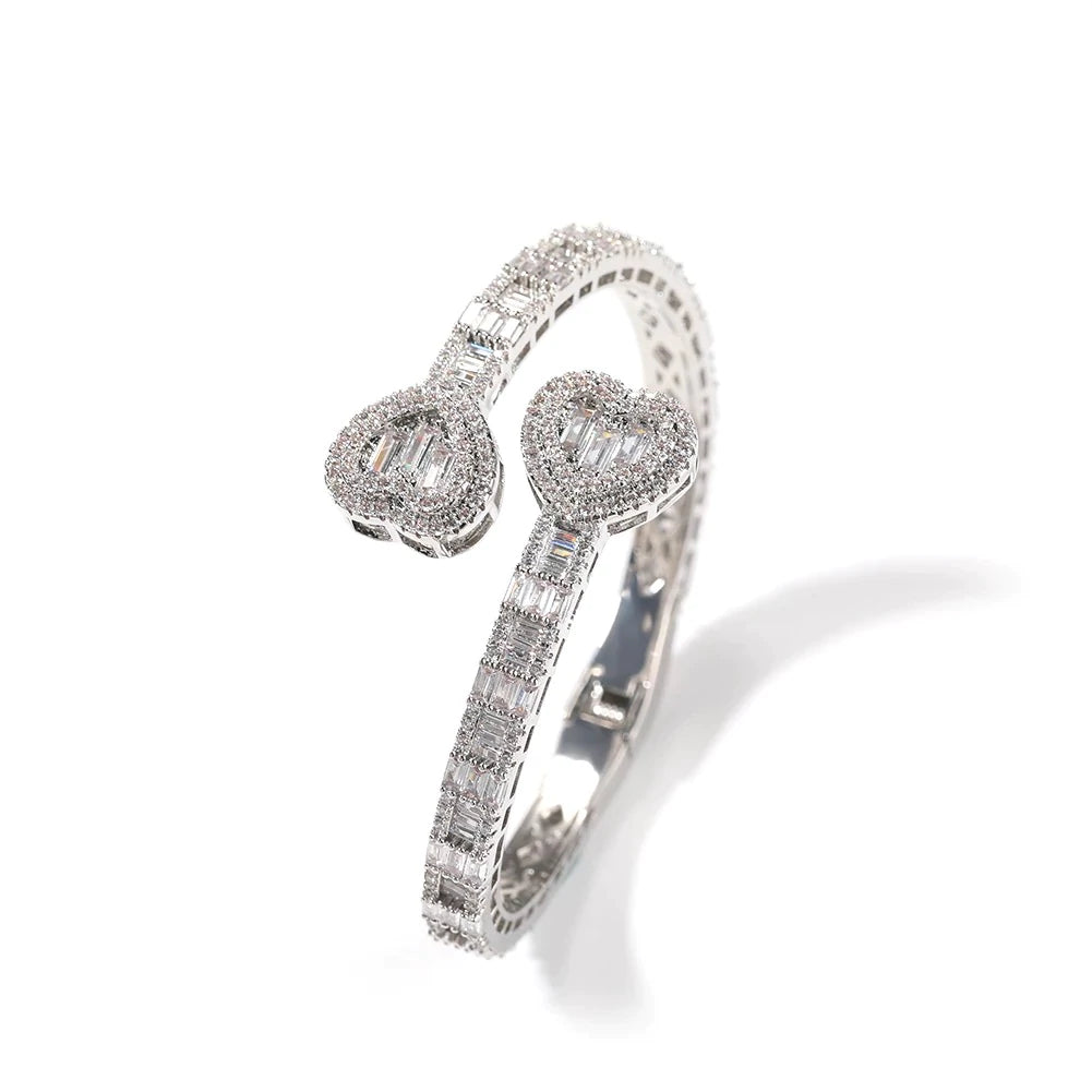 Heart Bangle “Silver”